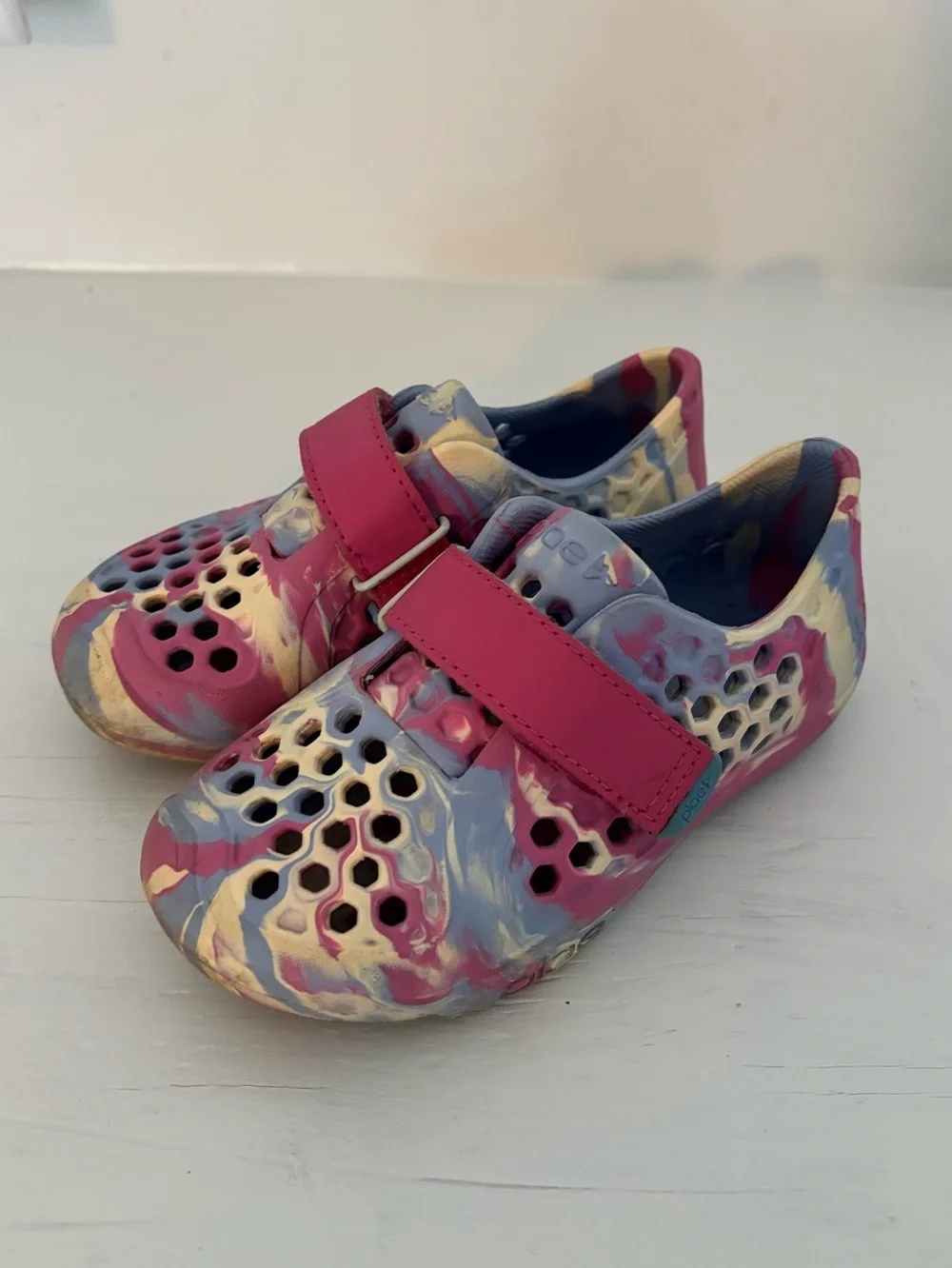 PLAE Mimo water shoes | Size 9